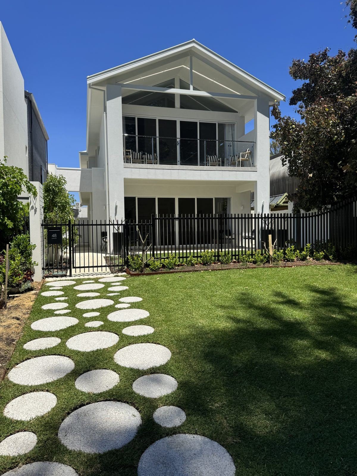 Cottesloe landscaping project by Herbs Coastal Landscapes, Perth — photo 4 of 4